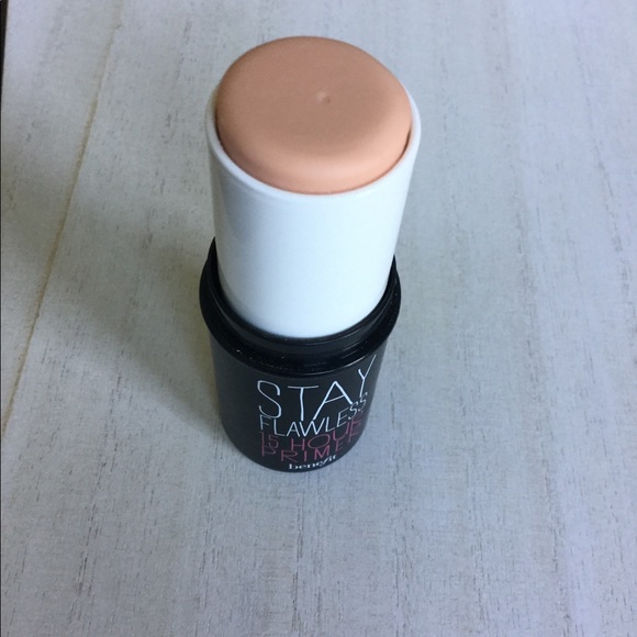 🖤NWOT Benefit 15 Hour Primer🖤 - Picture 5 of 5